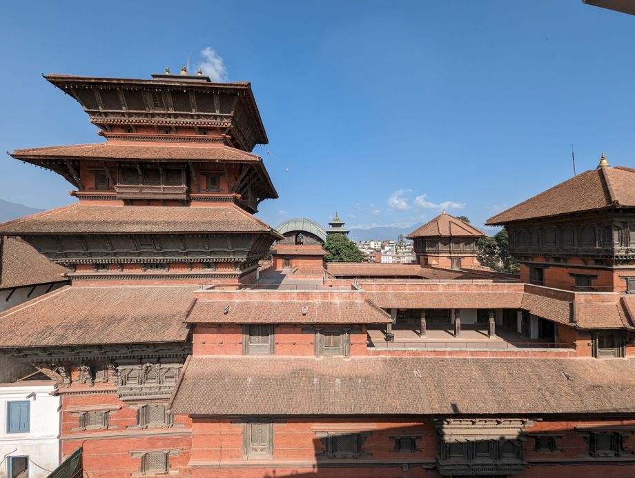 trekking tour du manaslu